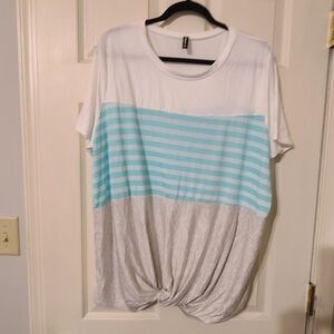 Casual Colorblock Knot Hem Tee — White, Aqua & Light Gray - 1 Clique